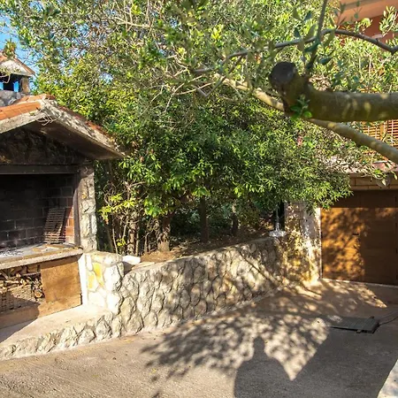 Gasthof Apartments And Rooms By The Sea Vrsi - Mulo, Zadar - 5848 Vrsi